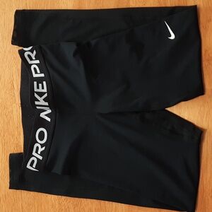 XS Nike leggings